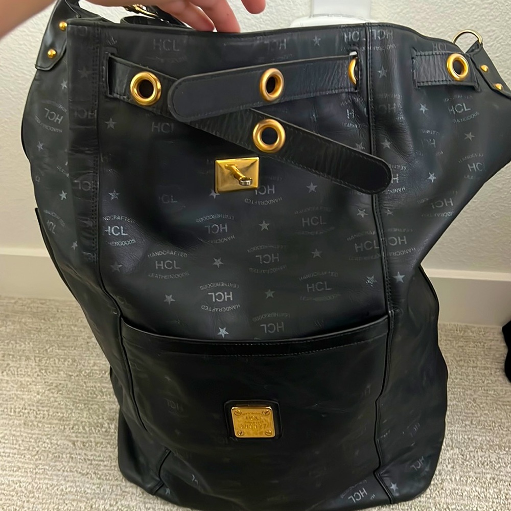 HCL duffle travel bag